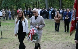 Uroczystości Gminno &ndash; Szkolne z okazji 85. rocznicy Zbrodni Pomorskiej 1939 w Słup&oacute;wku 1