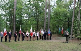 Uroczystości Gminno &ndash; Szkolne z okazji 85. rocznicy Zbrodni Pomorskiej 1939 w Słup&oacute;wku 22
