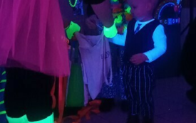 Galeria aktualności Neonowe zakończenie karnawału w sołectwie Drążno 2