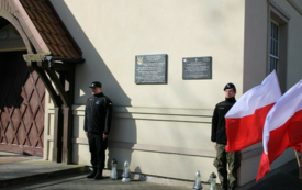 Galeria aktualności Stańcie do apelu ! Obchody 85. Rocznicy Zbrodni Katyńskiej oraz 15 Rocznicy Katastrofy Smoleńskiej 21