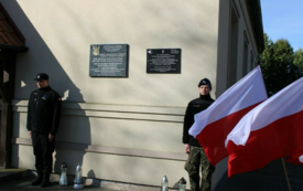 Galeria aktualności Stańcie do apelu ! Obchody 85. Rocznicy Zbrodni Katyńskiej oraz 15 Rocznicy Katastrofy Smoleńskiej 52