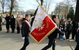 Galeria aktualności Stańcie do apelu ! Obchody 85. Rocznicy Zbrodni Katyńskiej oraz 15 Rocznicy Katastrofy Smoleńskiej 55