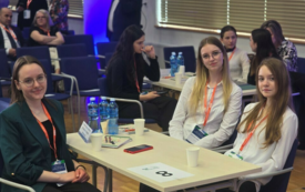 Galeria aktualności Bydgoskie licealistki w finale Olimpiady o ubezpieczeniach społecznych 1