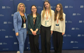 Galeria aktualności Bydgoskie licealistki w finale Olimpiady o ubezpieczeniach społecznych 2