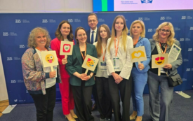 Galeria aktualności Bydgoskie licealistki w finale Olimpiady o ubezpieczeniach społecznych 3