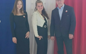 Galeria aktualności Apel z okazji świąt majowych w Szkole Podstawowej w Mroczy 7