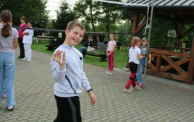 Galeria aktualności Drzewianowska biesiada przy ognisku &ndash; integracja i radosna zabawa mieszkańc&oacute;w 75