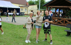 Galeria aktualności Drzewianowska biesiada przy ognisku &ndash; integracja i radosna zabawa mieszkańc&oacute;w 93