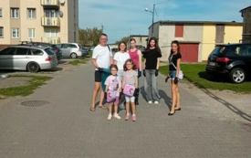 Galeria aktualności Mieszkańcy Osiedla &bdquo;Jedynka&rdquo; wsp&oacute;lnie posprzątali okolicę 27