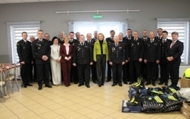 Galeria aktualności Uroczyste przekazanie sprzętu jednostkom OSP 37