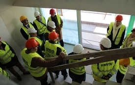 Galeria aktualności Wizja lokalna inwestycji mieszkaniowej przy ul. Nakielskiej w Mroczy  24