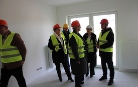 Galeria aktualności Wizja lokalna inwestycji mieszkaniowej przy ul. Nakielskiej w Mroczy  31