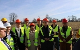 Galeria aktualności Wizja lokalna inwestycji mieszkaniowej przy ul. Nakielskiej w Mroczy  51