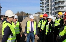 Galeria aktualności Wizja lokalna inwestycji mieszkaniowej przy ul. Nakielskiej w Mroczy  53