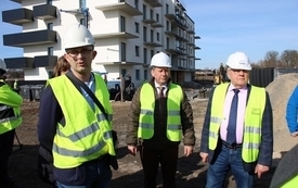 Galeria aktualności Wizja lokalna inwestycji mieszkaniowej przy ul. Nakielskiej w Mroczy  54