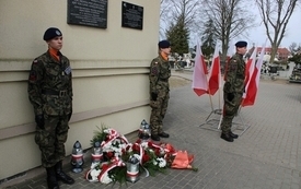 Galeria aktualności Gminne Obchody 86. Rocznicy Zbrodni Katyńskiej oraz 16 Rocznicy Katastrofy Smoleńskiej 7