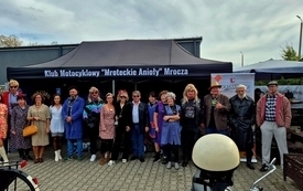 Galeria aktualności Nostalgiczna podr&oacute;ż w czasie "Retro Spotkanie z Pasją - Warkot Styl i Celne Oko" 8