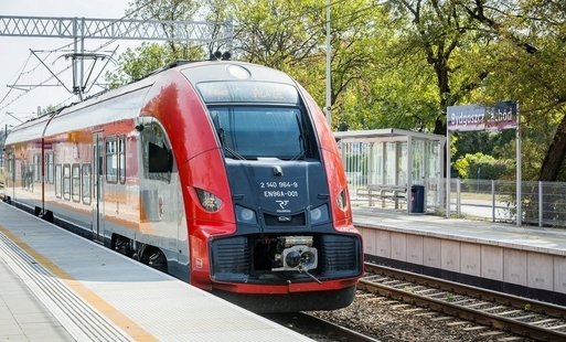 Na wakacje pociągami regionalnymi!