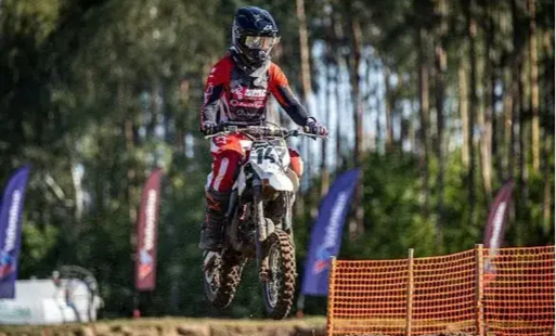 Mieszkaniec Mroczy na podium Mistrzostw Polski! Wielki sukces Kacpra Fryżewskiego